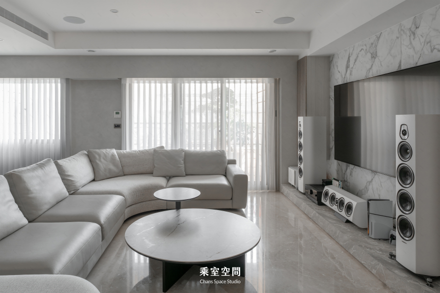 屋齡17年全室翻新|克里翁大樓丨中国高雄丨乘式空間-5