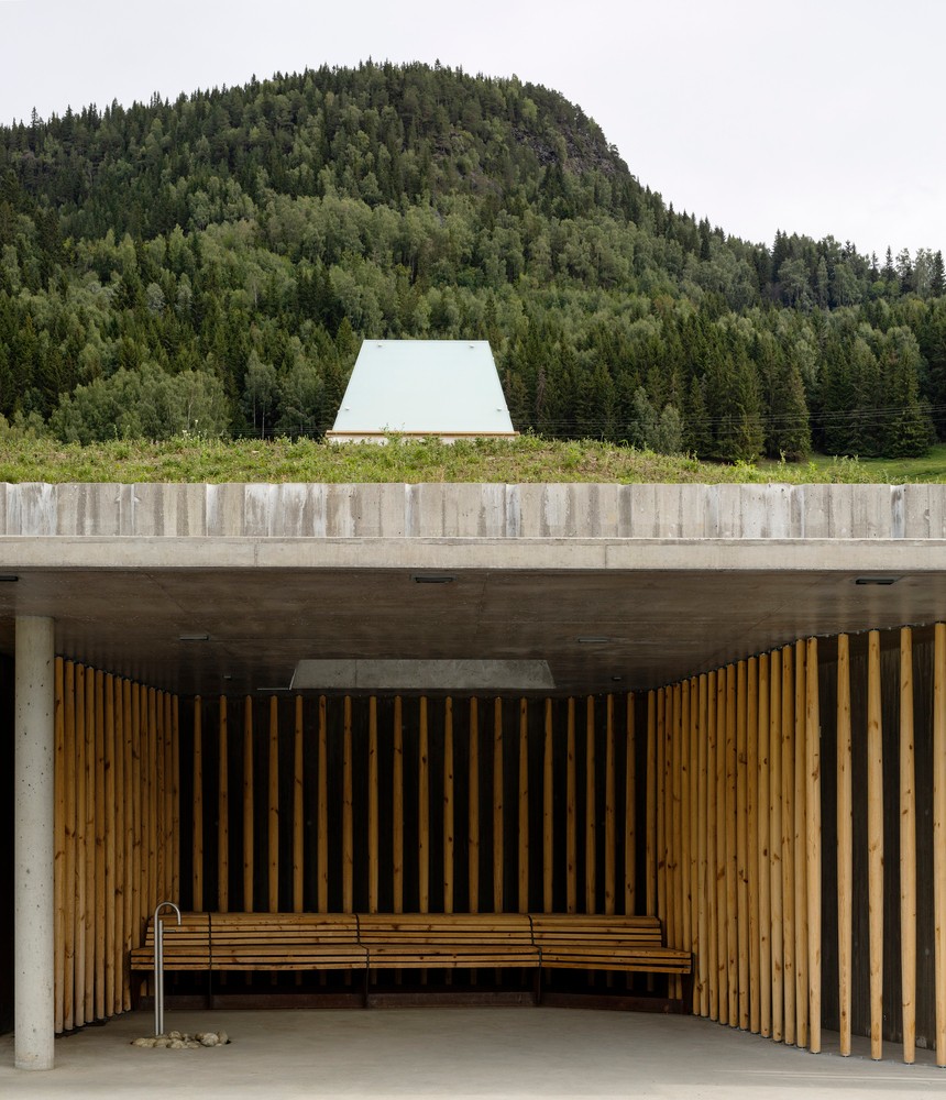 Krekke 高速公路休息区 | 公园与休息的完美融合-3