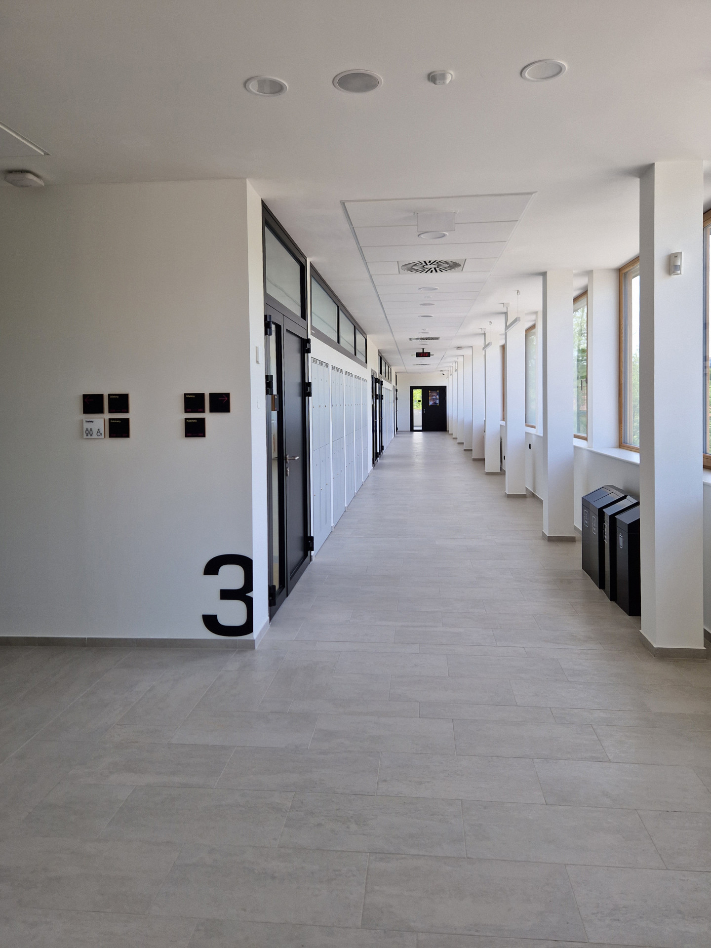 布拉格赫尔德洛热日什的学校改造项目丨ECOTEN-65