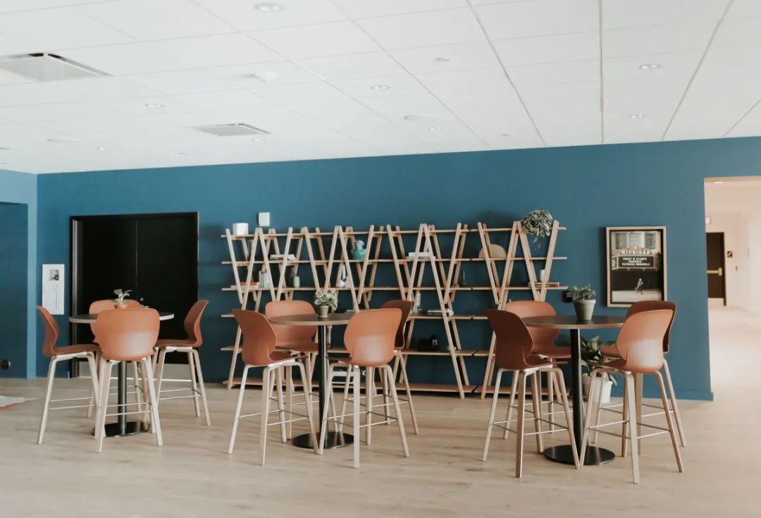 招待所翻新丨Patricia Urquiola-45