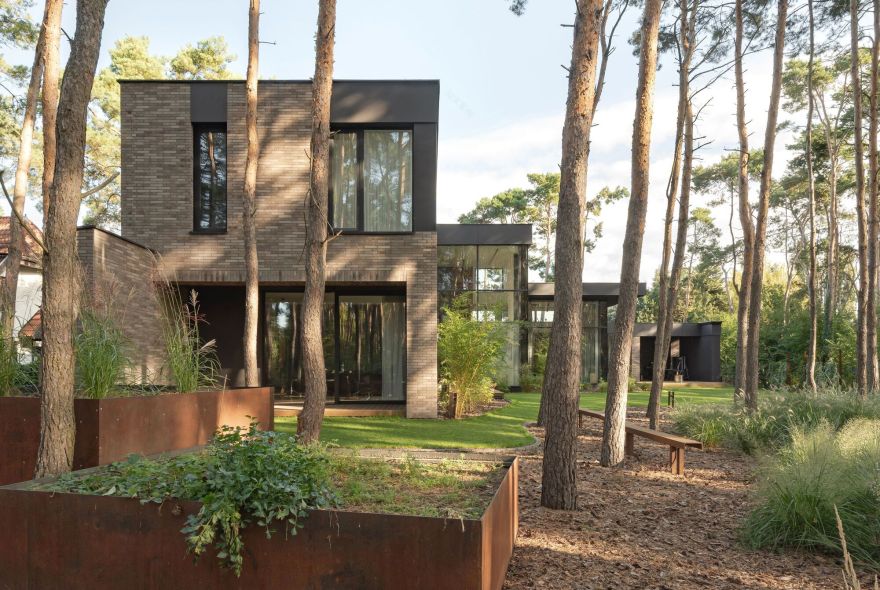树林中的房子丨波兰波兹南丨Wrzeszcz Architekci,mode:lina-29