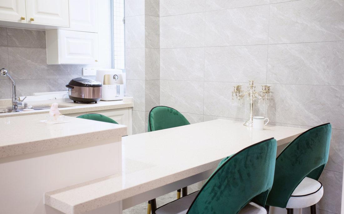 小户型逆袭!室内设计师如何将昏暗拥挤的家变宽敞明亮-27