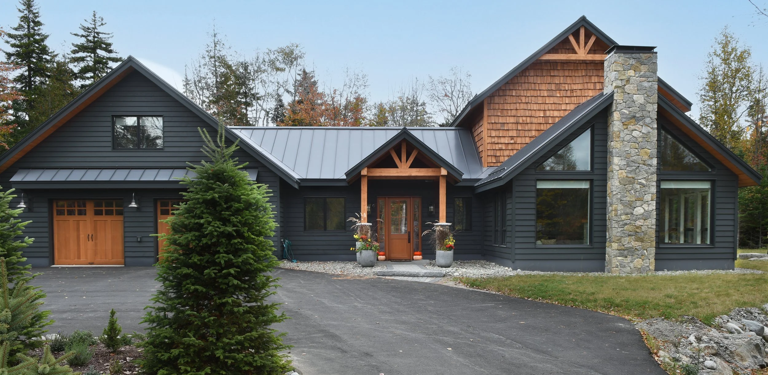 FOREST MOUNTAIN VIEW HOME — Meldrum Design-8