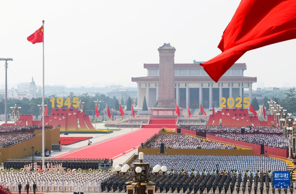 无上荣光！设计师讲述抗战胜利80周年纪念大会中的美院故事！-38