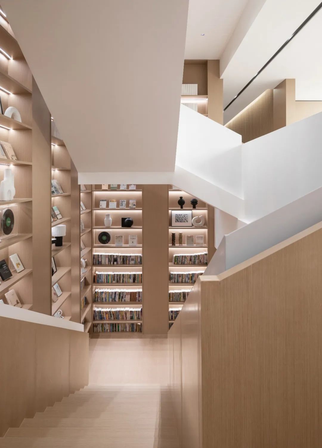 商丘宁陵建业城营销中心丨中国商丘丨河南东合建筑装饰工程设计有限公司-24