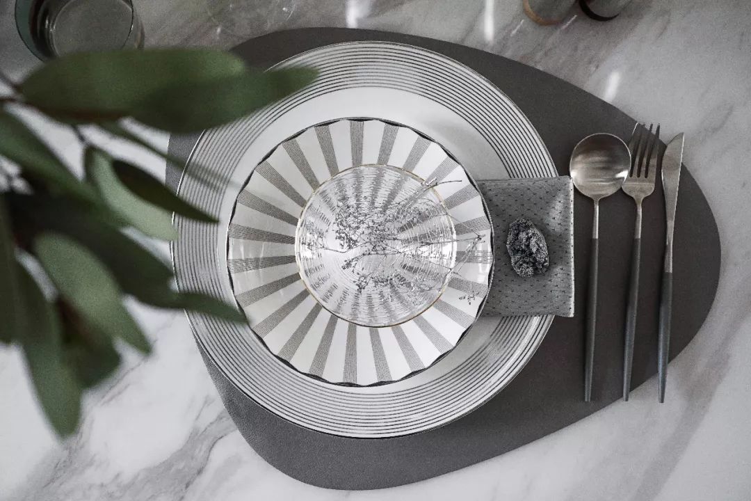 远洋·天著春秋平墅样板间 | 热带雨林与现代都市的完美融合-36