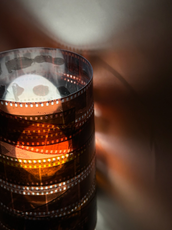 点亮我；点燃我（具体意思需结合语境确定，这里按常见理解给出） -0