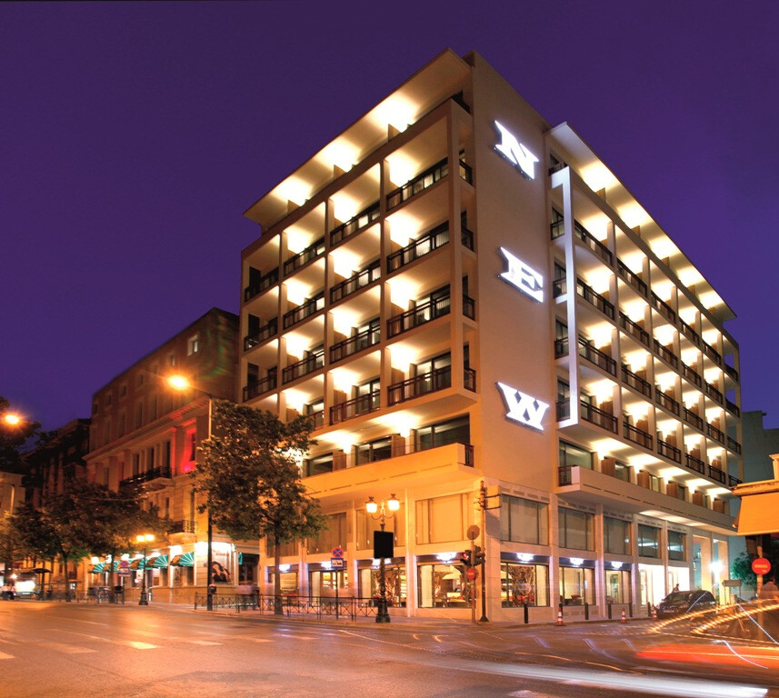 巴西设计双人组打造希腊传统主题酒店-19