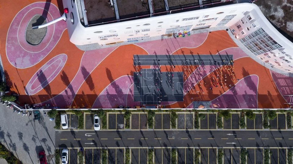 打破边界,激活童心的幼儿园设计-56