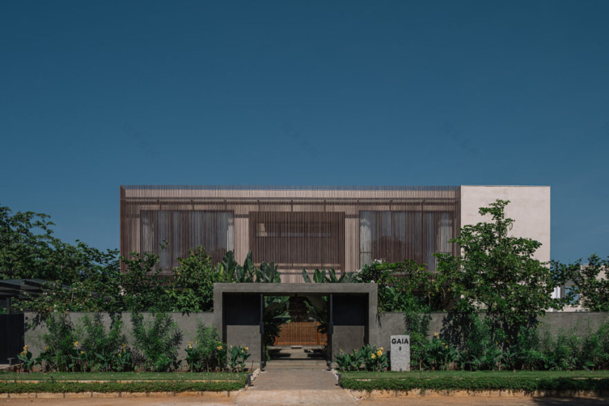 盖亚
注:GAIA在天文学等领域常指盖亚,它既是希腊神话中的大地女神名,也被用于命名欧洲空间局的天体测量卫星等 丨印度丨FADD Studio-13