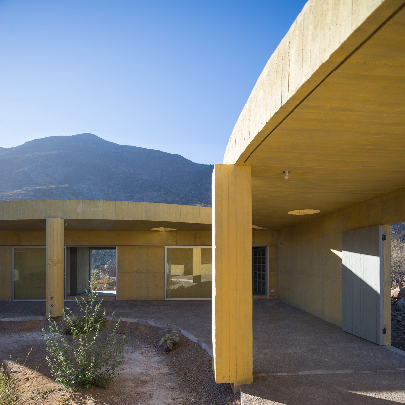 雷姆之家丨智利丨Pezo von Ellrichshausen-38