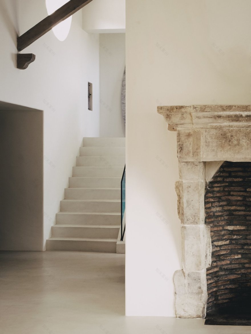 西班牙 Es Cubells 庄园修复丨伦敦室内设计师 Hollie Bowden-4