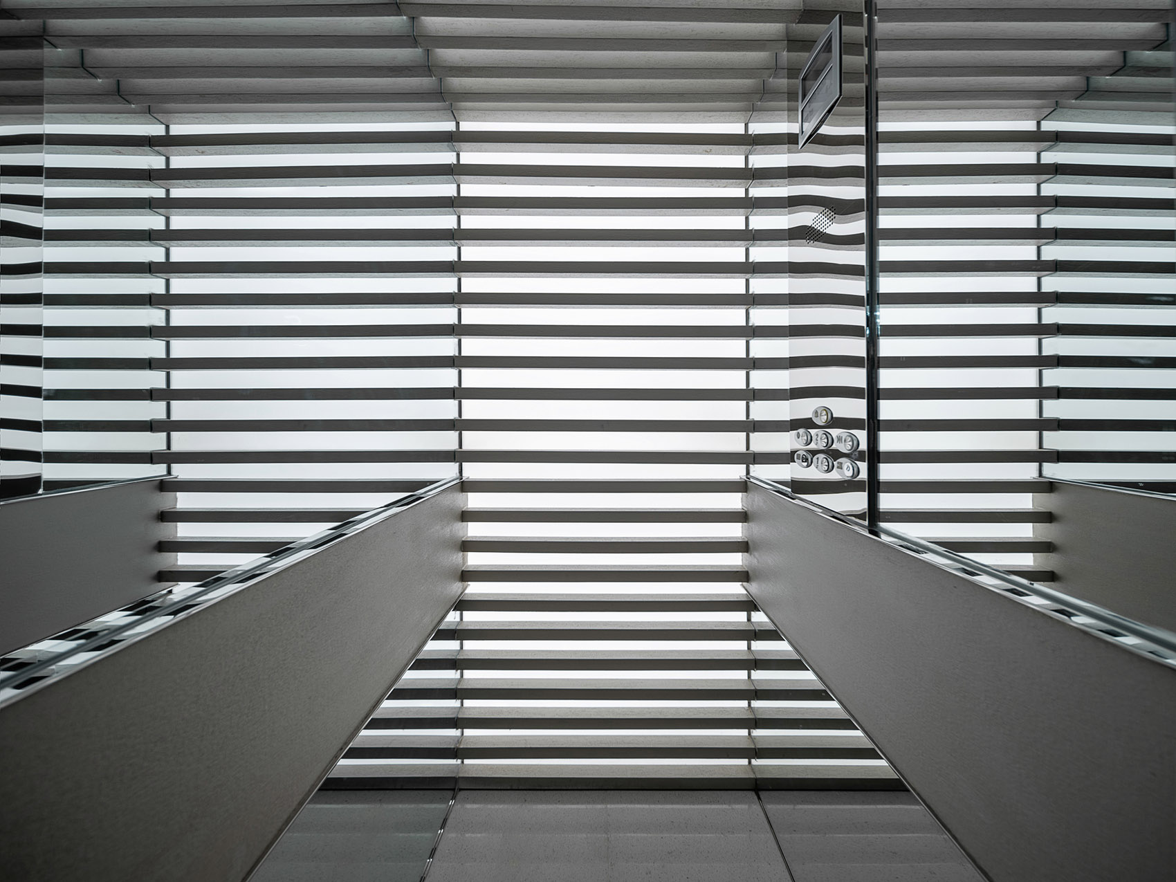 SND重庆环球金融中心WFC概念店丨中国重庆丨万社设计Various Associates-61