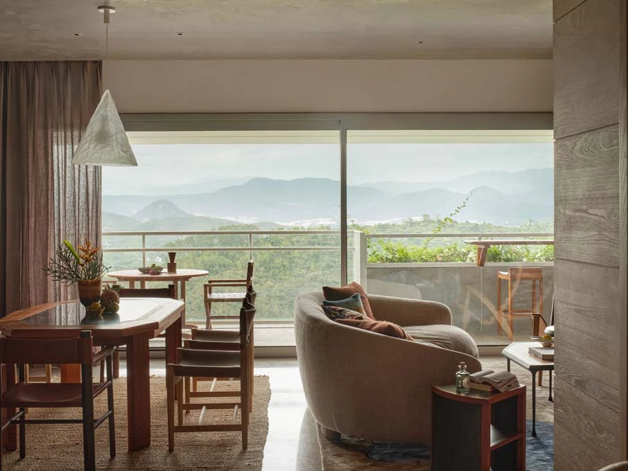 现代油画中走出的家-22