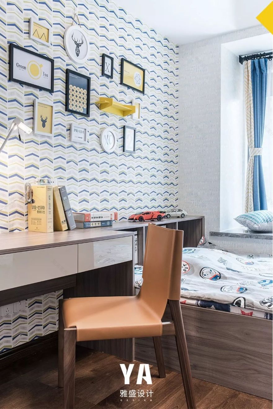 四口之家的现代温馨之家-38