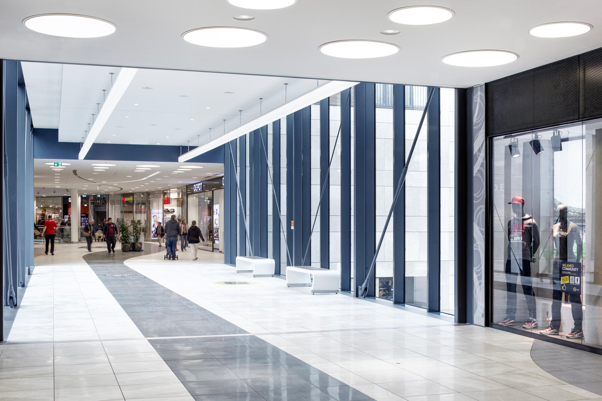 米兰诺购物中心-14