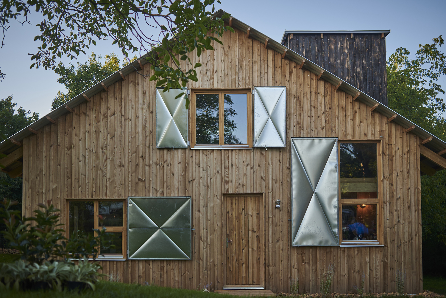 匈牙利木结构住宅,融入自然景观的设计之作-36