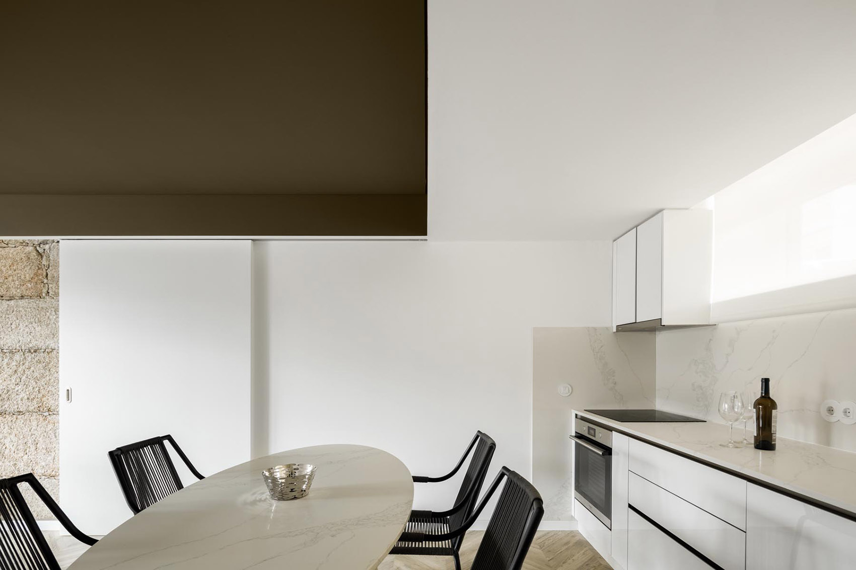 inStone 住宅丨葡萄牙丨Atelier DRK Main-37