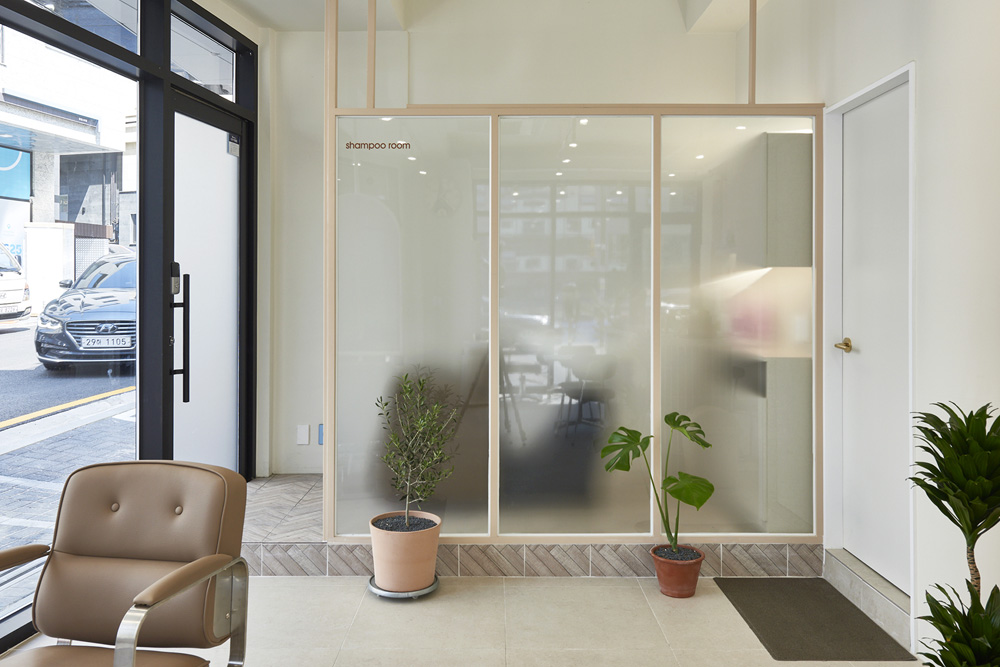 12 坪美容室简约设计 突显空间美感-11