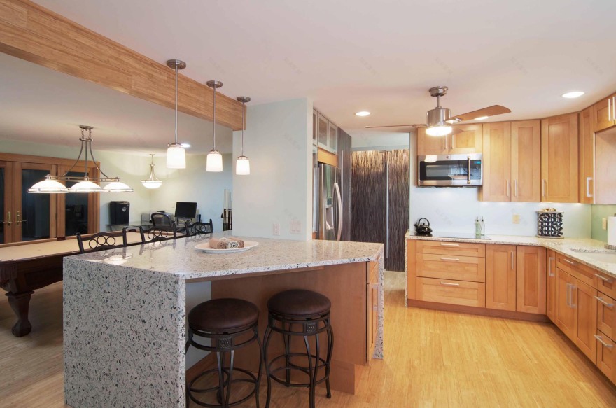 林伍德法院的 60 年代牧场改造-0