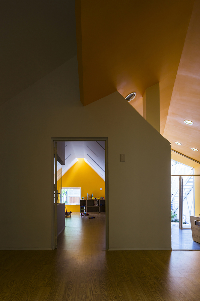 越南 Sài G‘n 的灵活多功能私立幼儿园设计-35