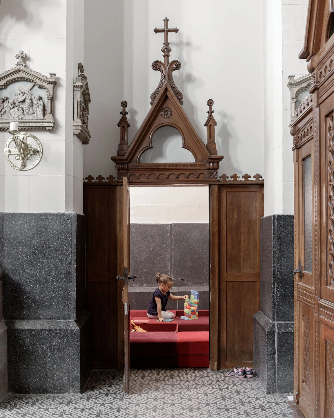 Play in Historic Sacral Spaces-29