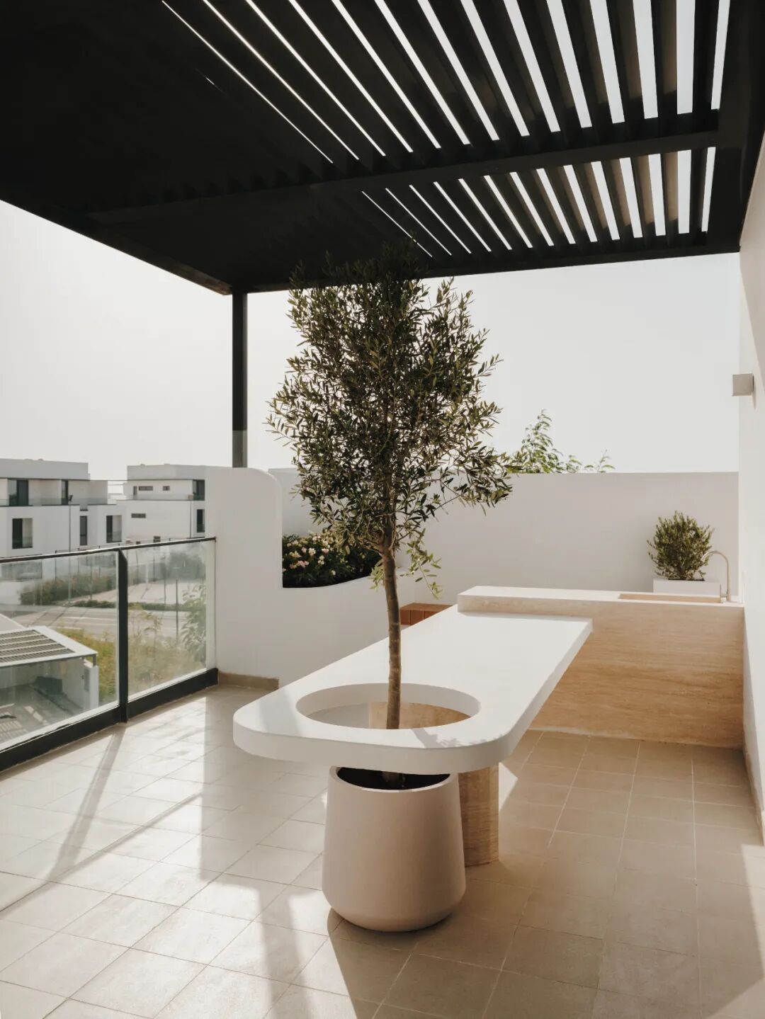 阿联酋迪拜650㎡滨海别墅丨楼房花朵设计-18