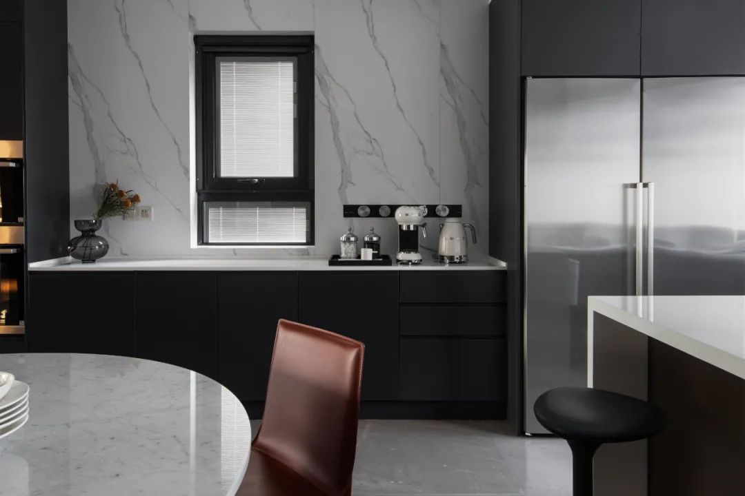 黑白空间碰撞 · 温州私宅·白麓城的理性与诗意丨中国温州丨温州未加软装设计,温州大墨空间设计-29