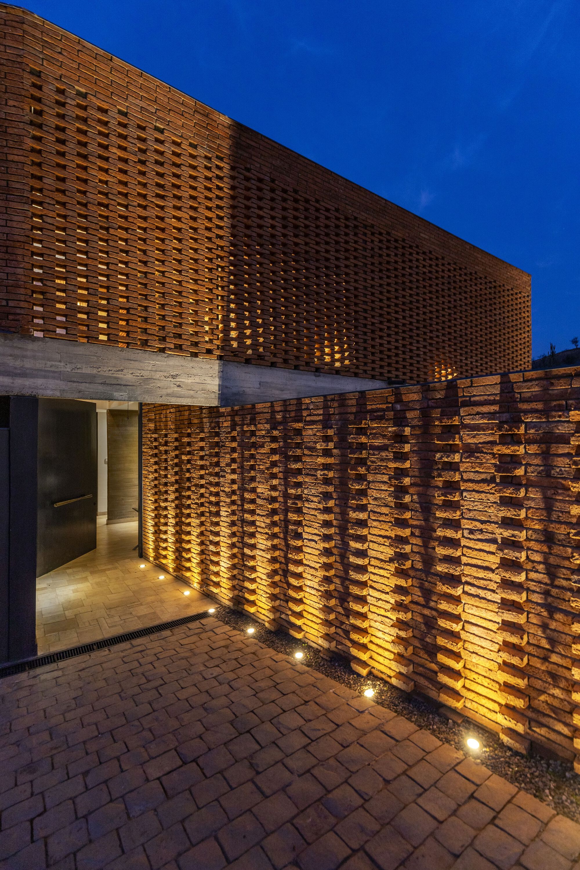 伊瓦涅斯·孔查之家丨智利丨elton_léniz-30