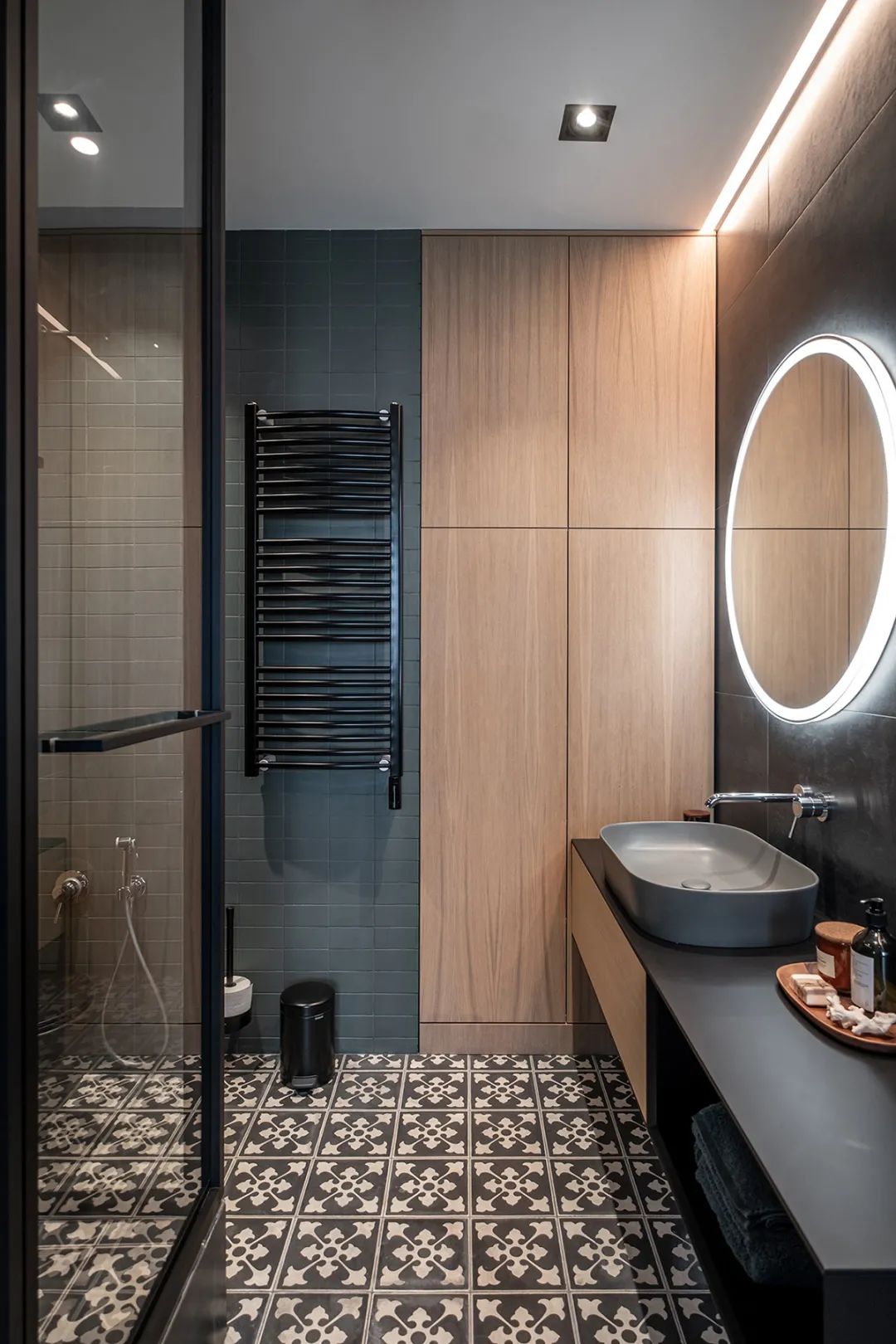 莫斯科 66㎡莫兰迪简约风公寓,玻璃隔断打造开放式空间-30