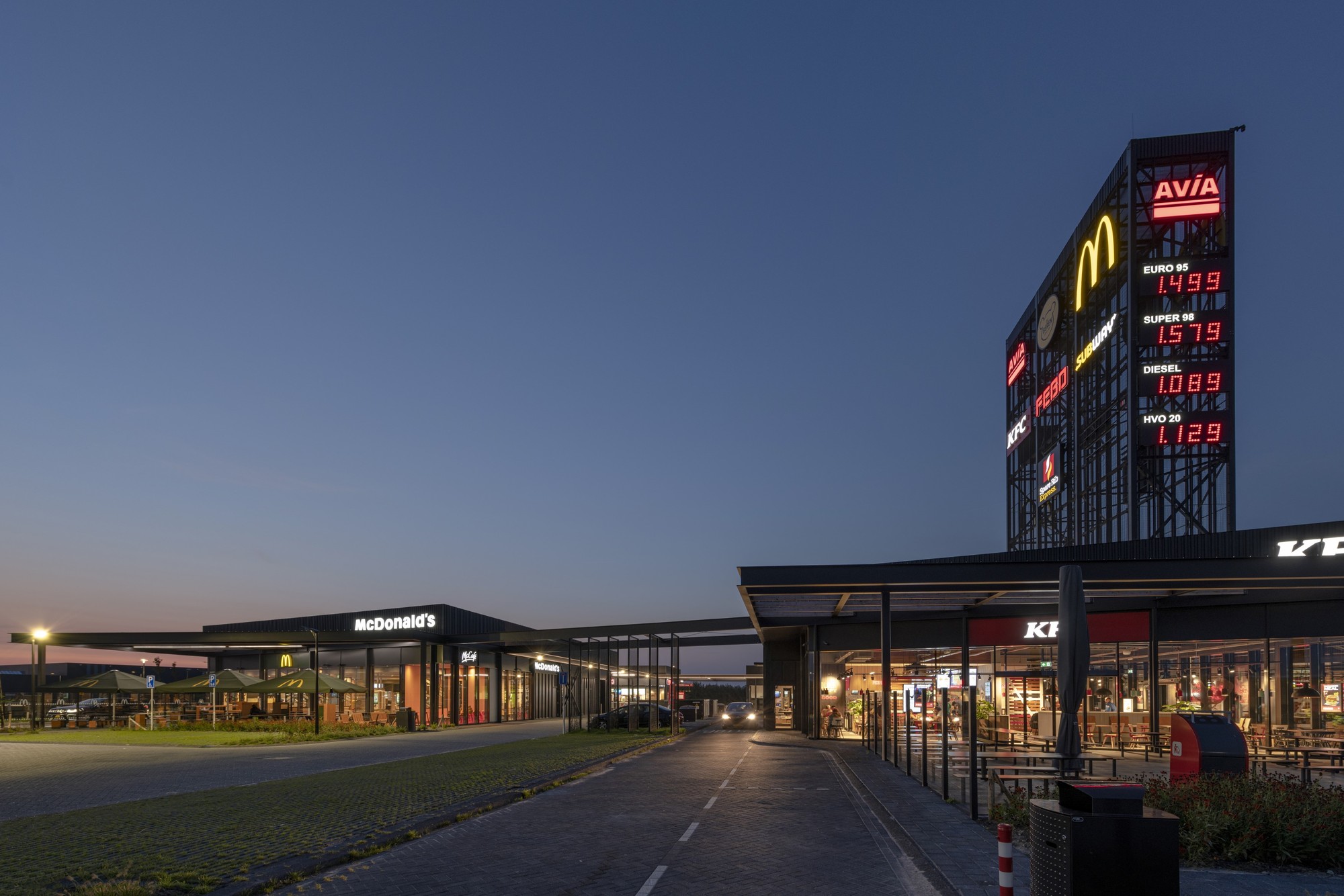 Multi Traffic Point Hoorn / WRK Architecten-31