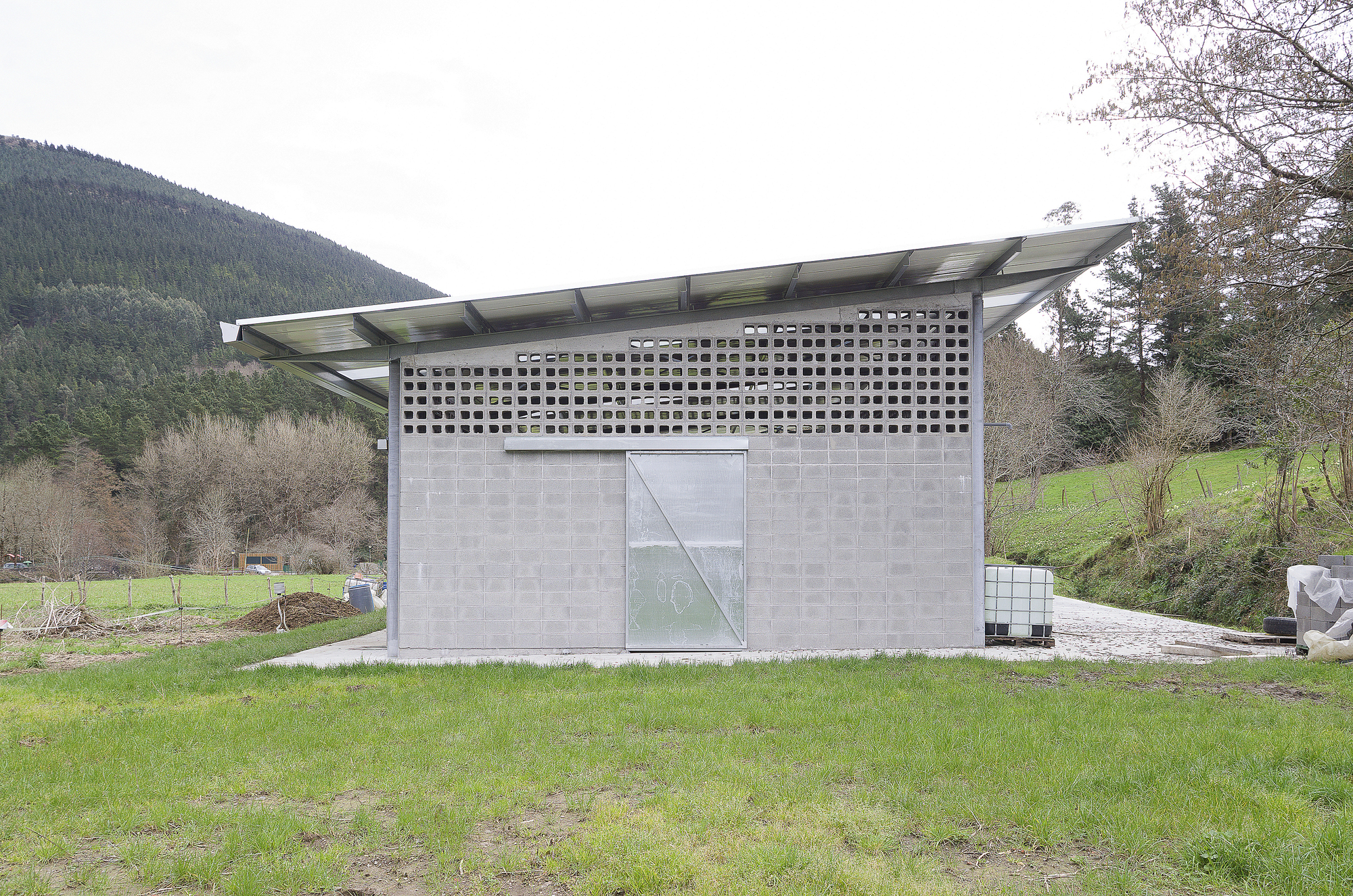 奥莱斯蒂的马厩-19