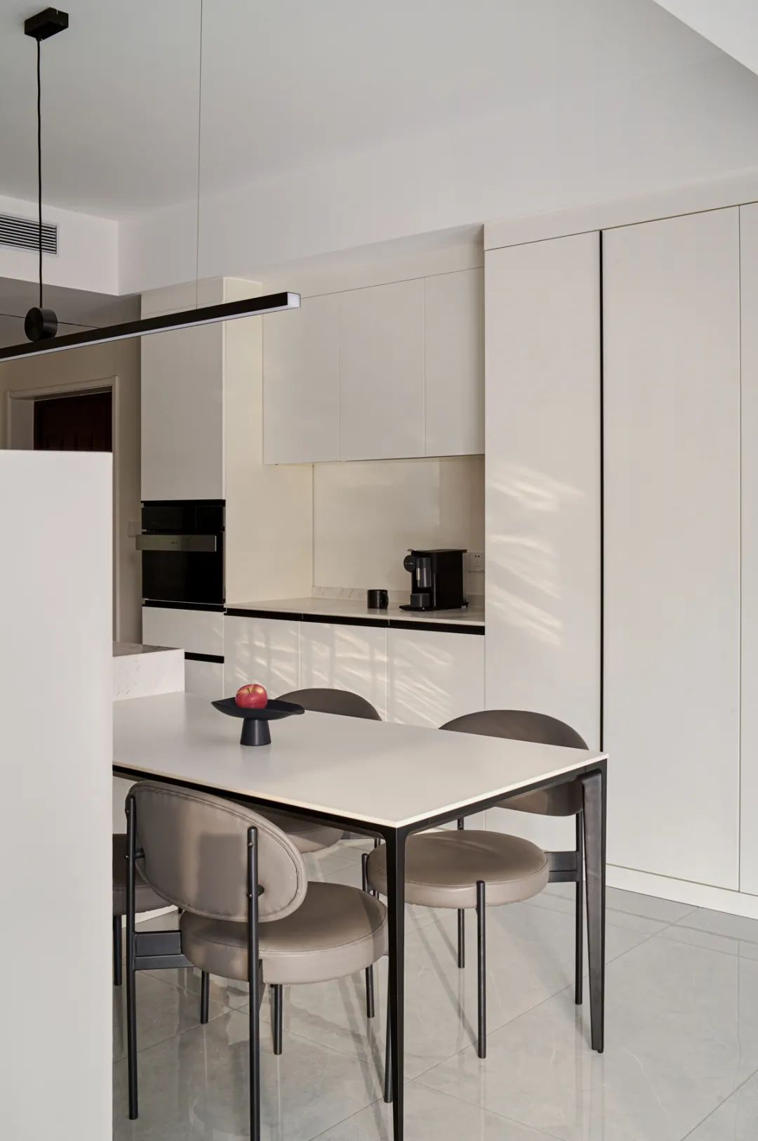 春日藕粉之家 · 温馨三代人的舒适空间丨中国重庆丨LS DESIGN 蓝山设计-24