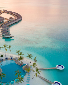 Kandima Maldives 的悠闲海滩俱乐部