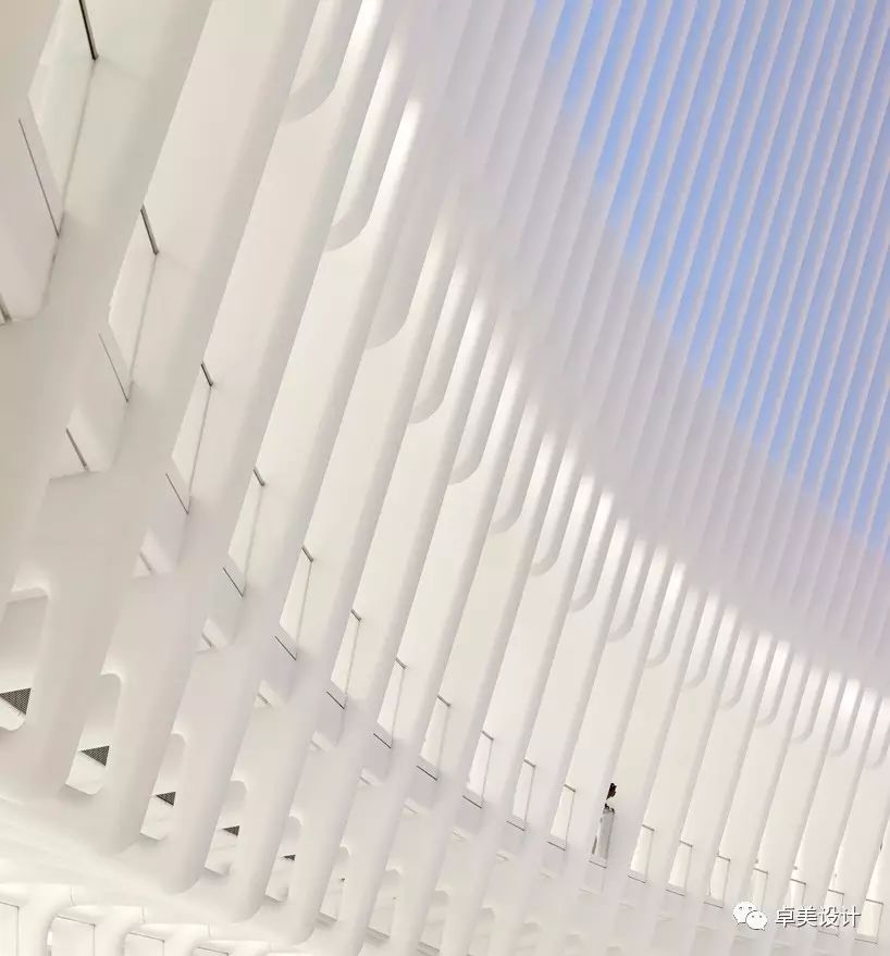 一栋名字有点长的交通枢纽特色建筑-16