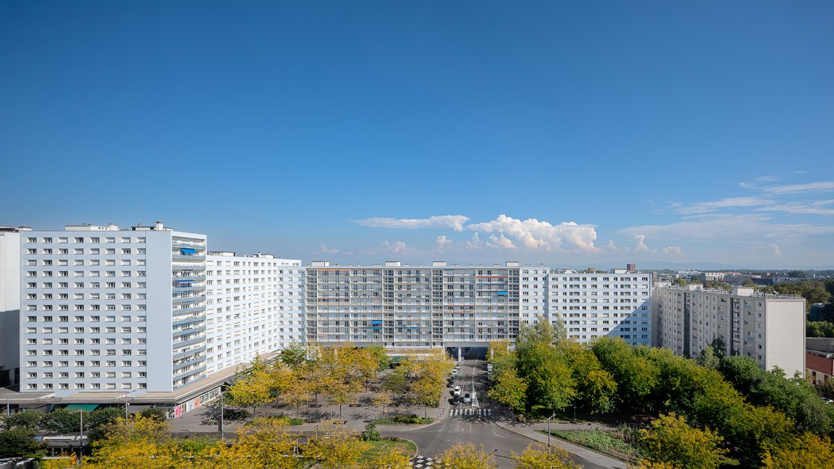 
            CNb.archi
                            / Rénovation énergétique et patrimoniale d’une copropriété emblématique à l’Esplanade
                    -8