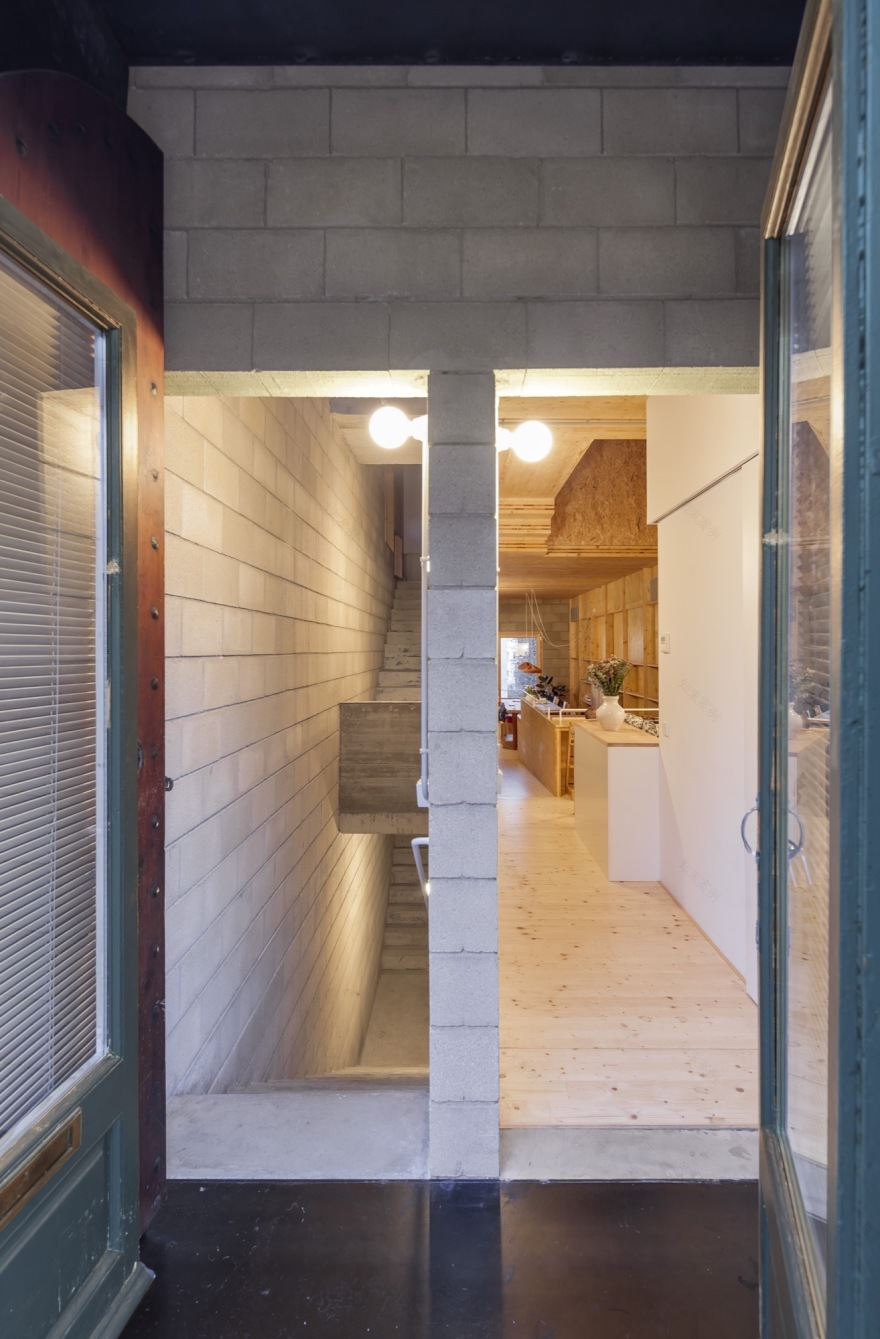 House Between Party Walls / Josep Ferrando Architecture-32