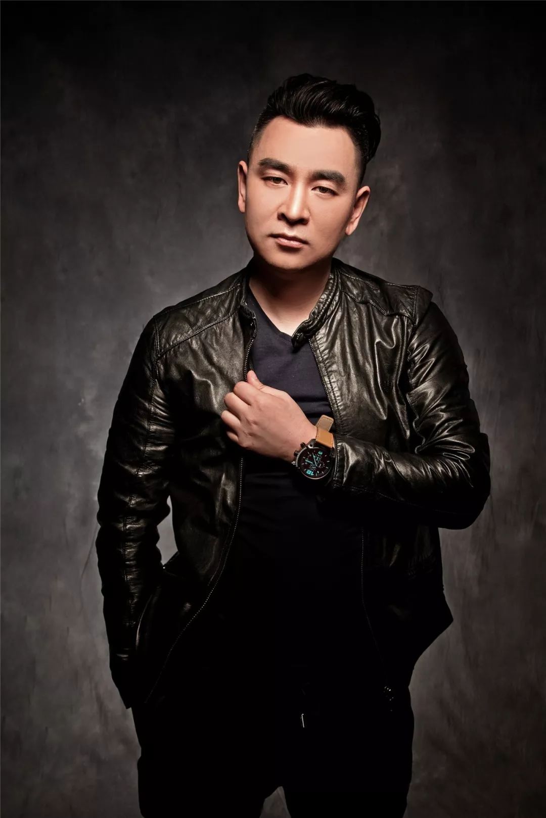 段峰 | 湖城大境 3 号地的现代简约之家-102