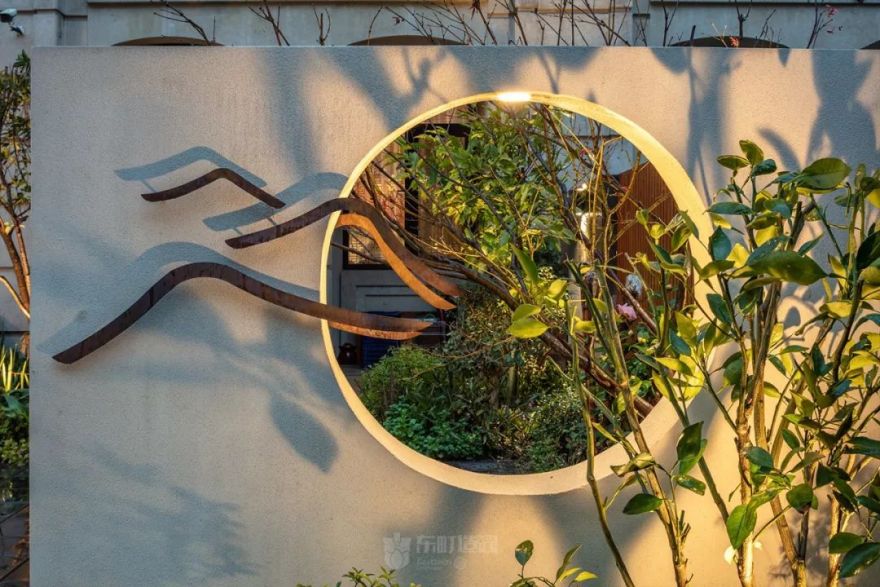 新中式家庭花园的优雅变身-37