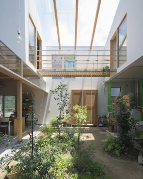 城市庭院的魅力 | Tsukimiyama 住宅