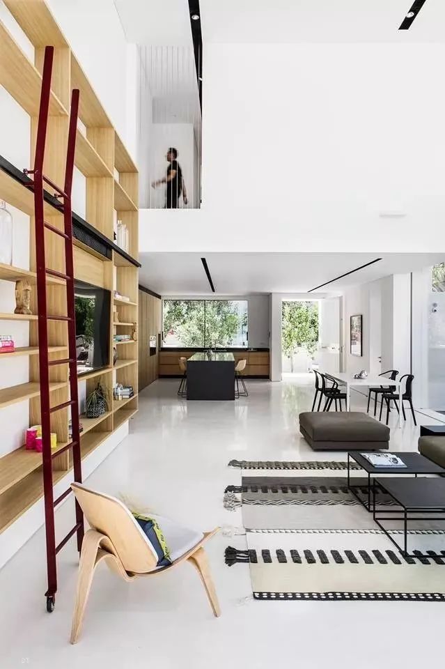 极简别墅设计 | Raz Melamed 的光影艺术空间-7