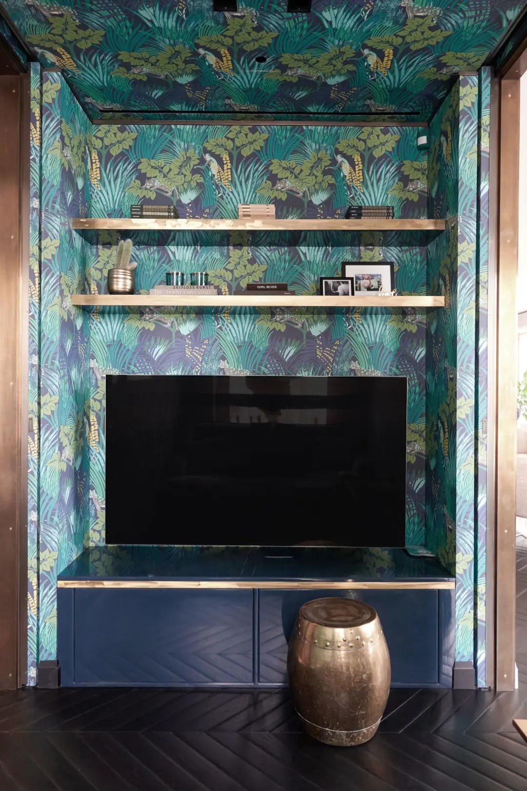 都市现代公寓邂逅热带艺术气息-8