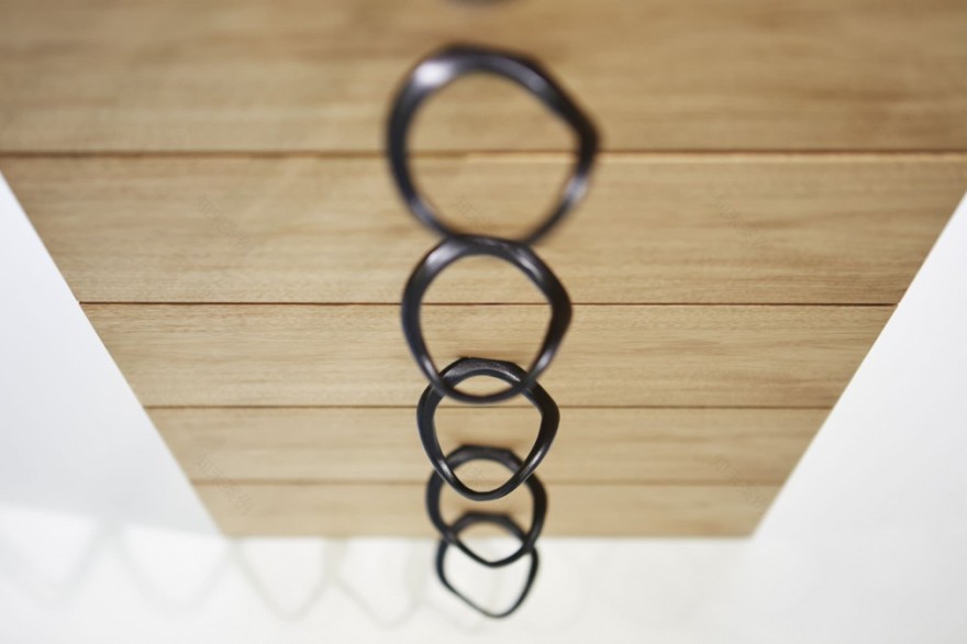 藤里木工×ロン・ジラッド岩谷堂箪笥开发项目丨日本岩手丨藤里木工,ロン・ジラッド,田渕智也-2