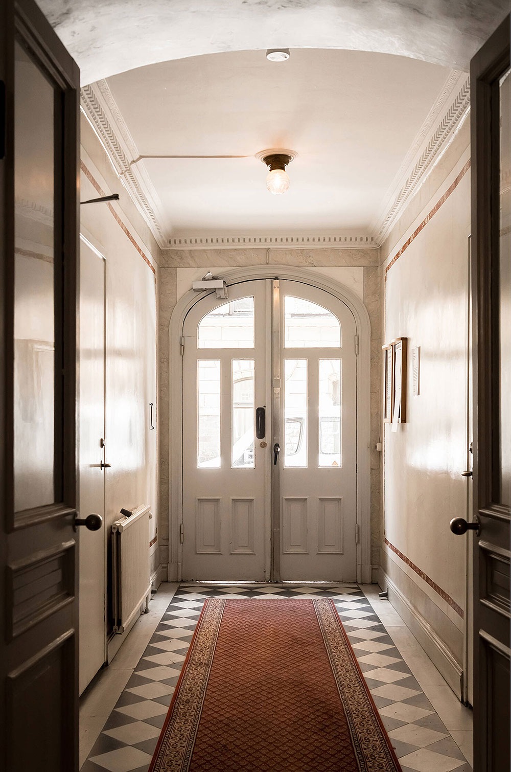 斯德哥尔摩时尚公寓 | 温暖色彩的现代设计-26