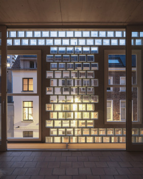 玻璃砖住宅丨比利时丨Delmulle Delmulle Architecten
