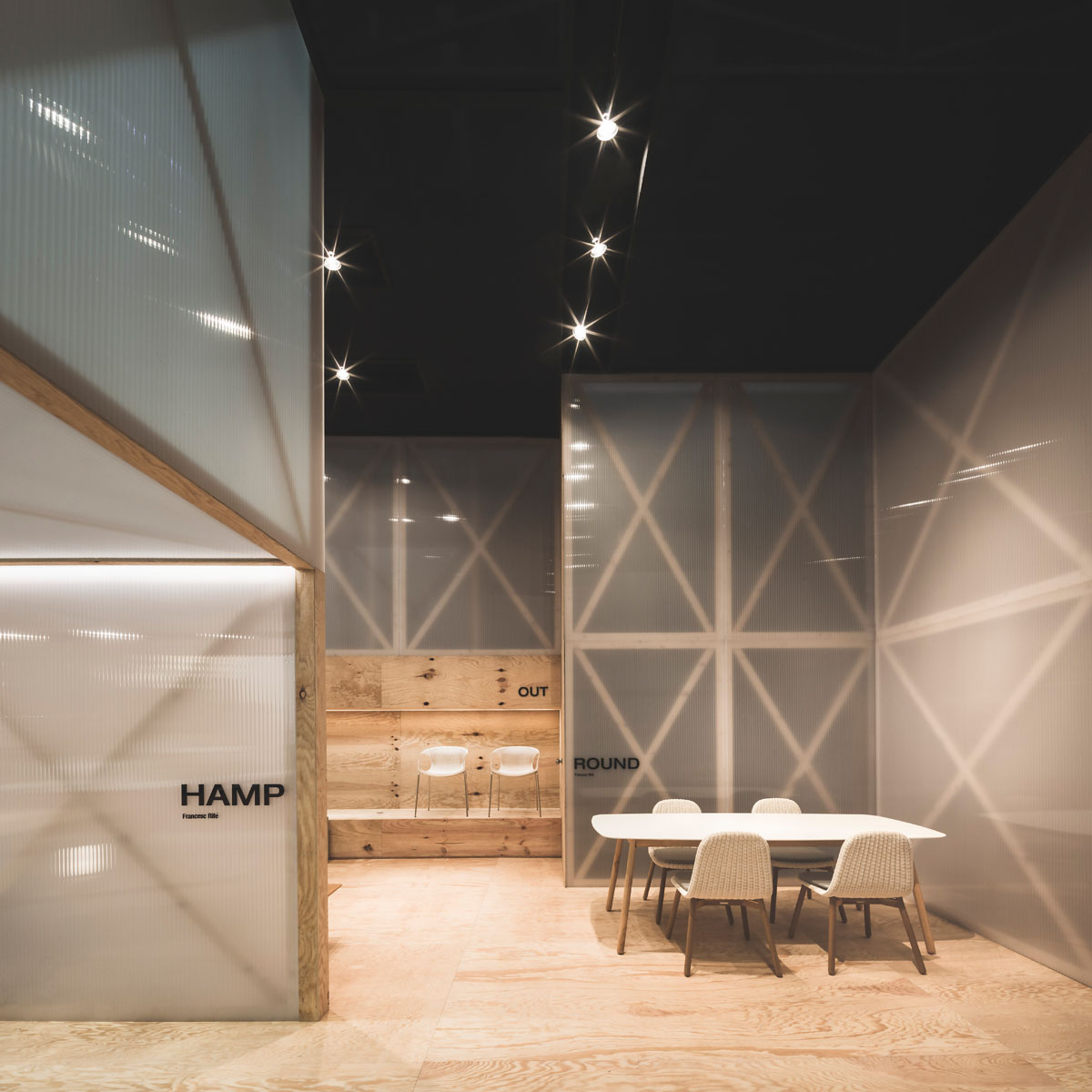 05 06 STAND POINT EN SALONE[2016米兰展]-5