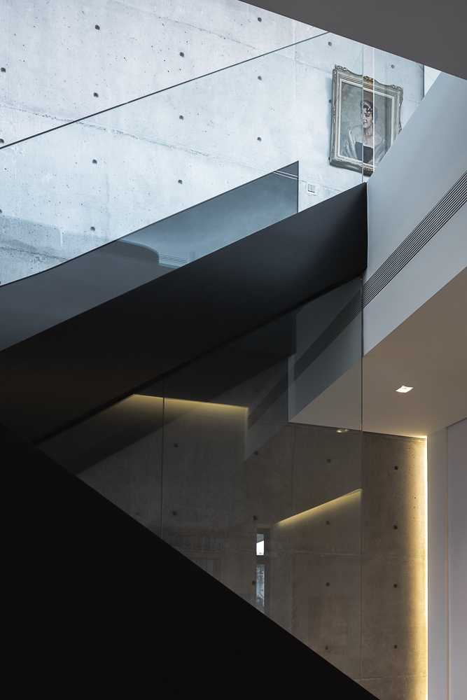 House on Top  ISV Architects-47