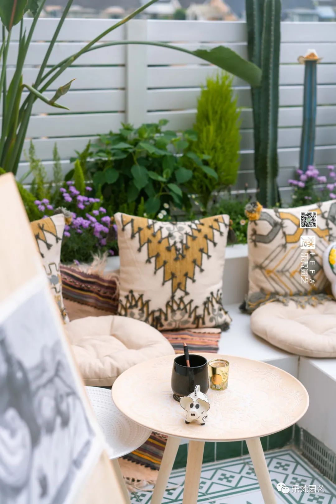媚媚猫咪的摩洛哥阳台花园丨乐梵园艺-38