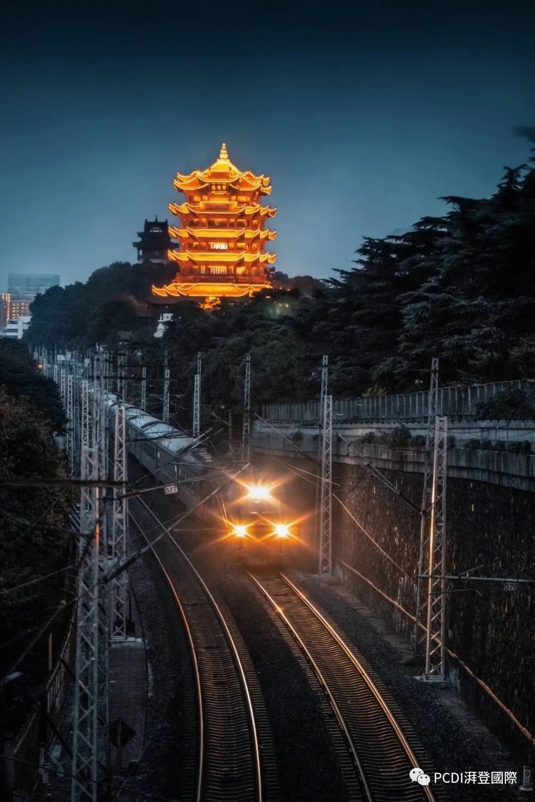 武汉楚河汉街 | 城市文化与现代商业的完美融合-31