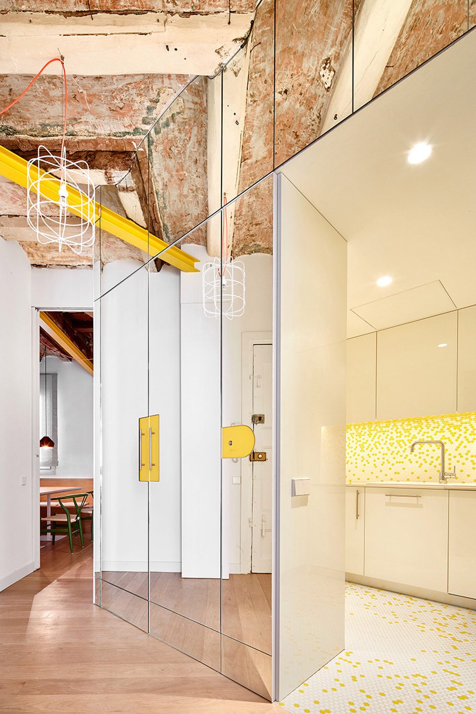 老建筑改造——巴塞罗那Parlament19 公寓  Miel Arquitectos-4